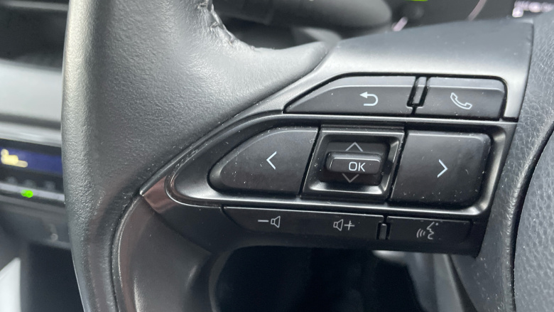 Toyota Yaris 1.5 Hybrid Icon 5dr CVT Hybrid Hatchback